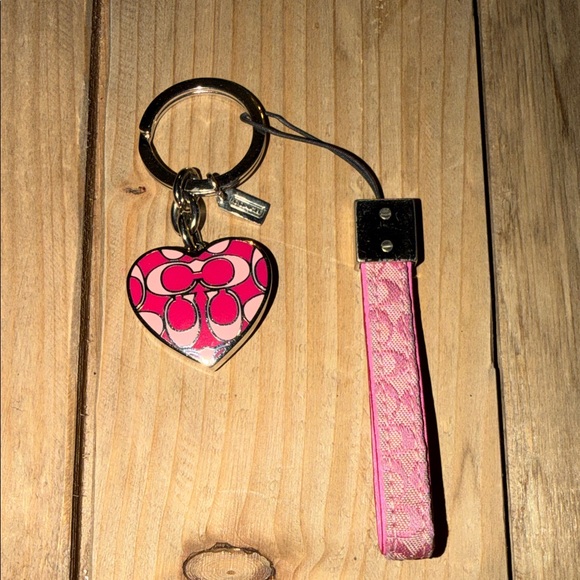 Coach Pink Heart Locket Keychain Signature C Wristlet Bag Charm Y2K - Picture 2 of 8